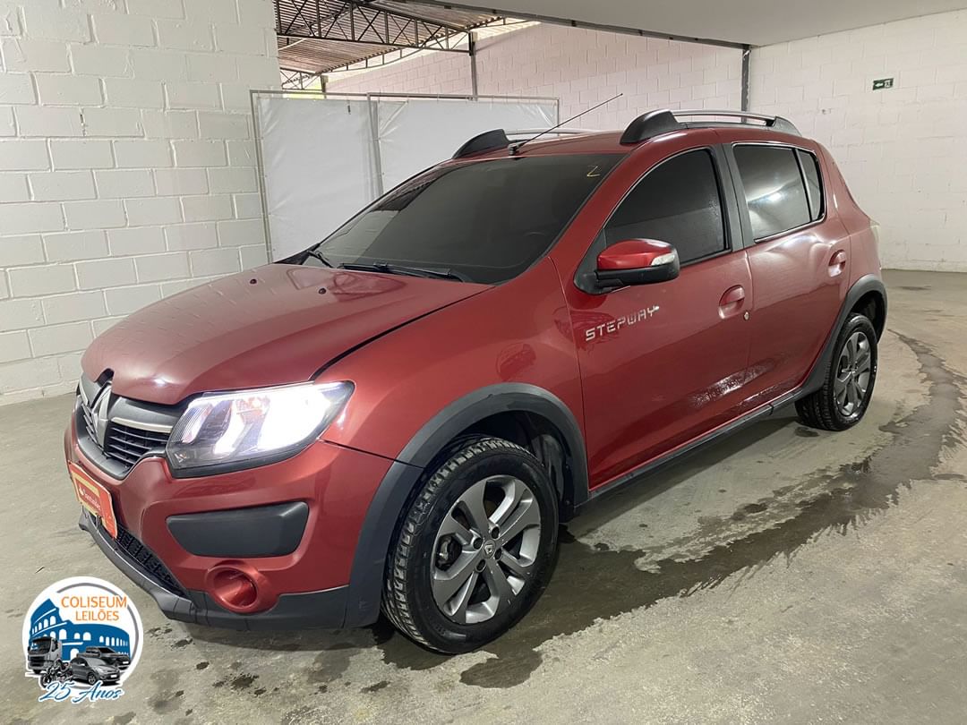 LOTE 33 RENAULT SANDERO STEPAWAY RIP CURL 1.6 2015/2016
