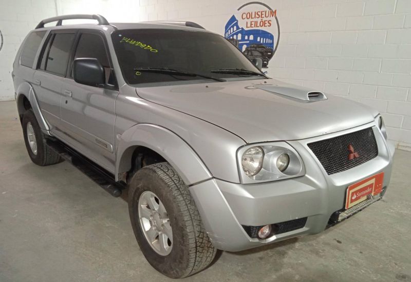 LOTE 33 MITSUBISHI/PAJERO SPORT HPE 3.5 V6 GASOLINA 2007/2007