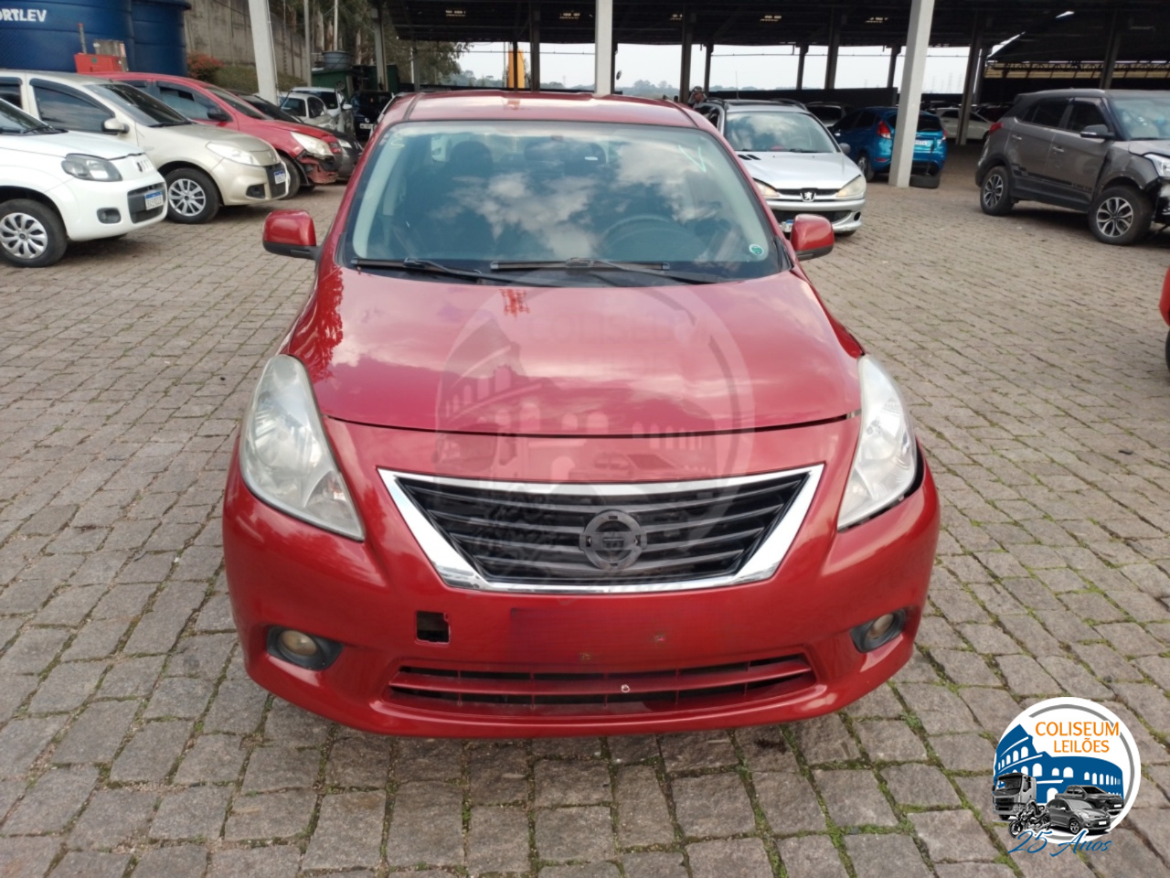 LOTE 38 NISSAN/VERSA 16 SL FLEX 2012/2013