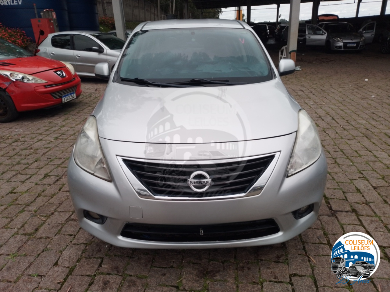LOTE 28 NISSAN/VERSA 16 SV FLEX 2011/2012 